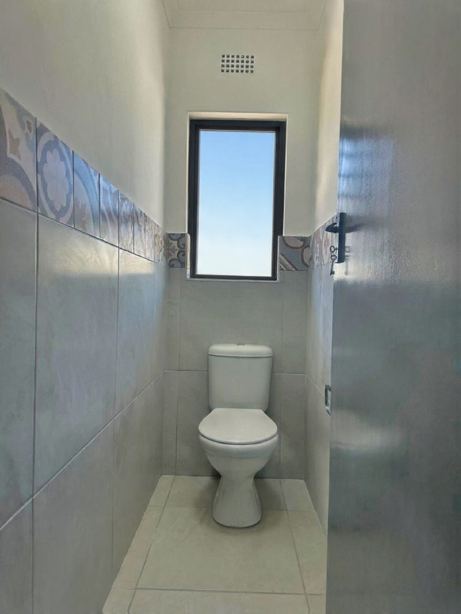 4 Bedroom Property for Sale in Panorama Western Cape